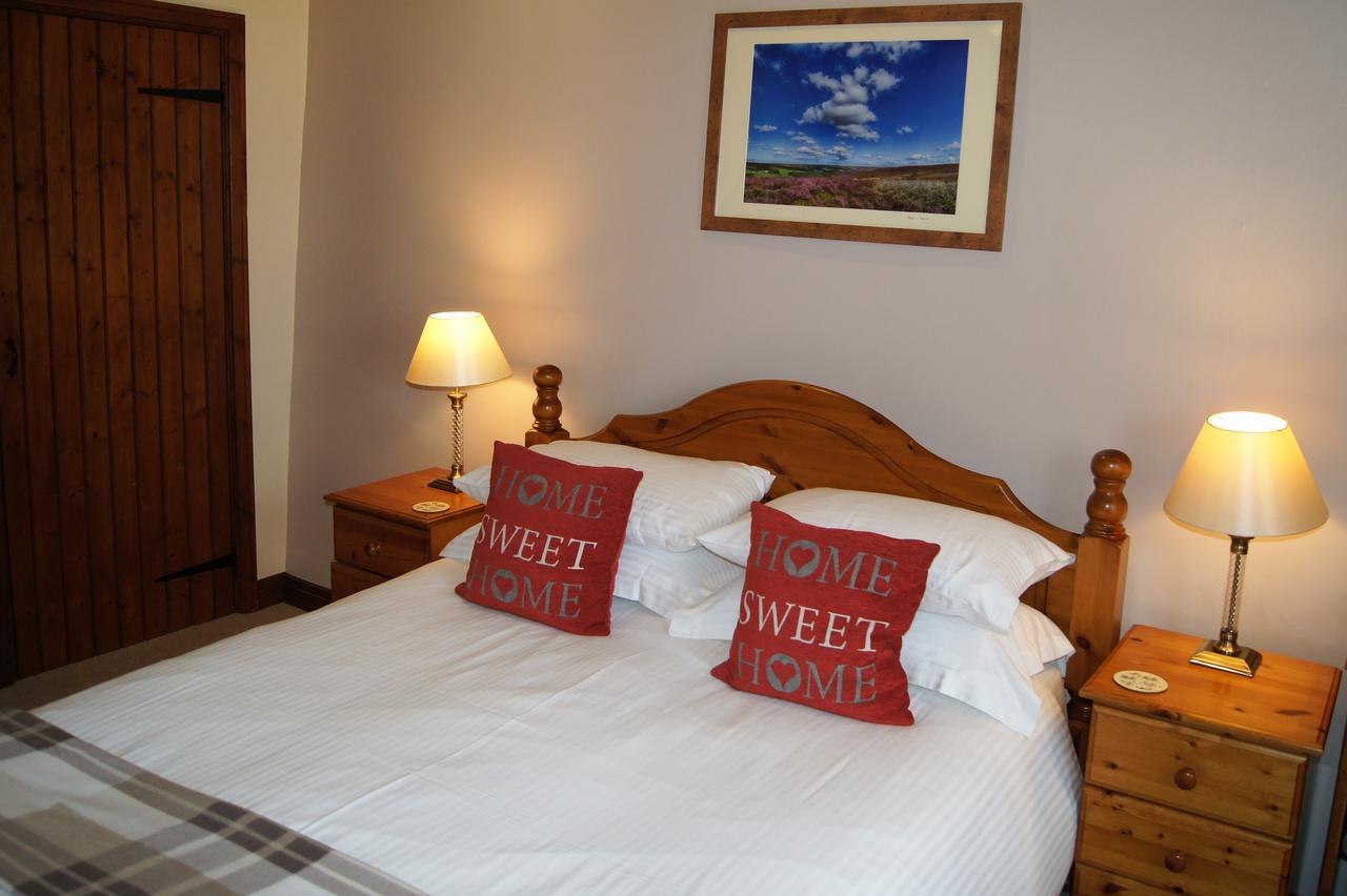Rawcliffe House Farm Villa Pickering Esterno foto