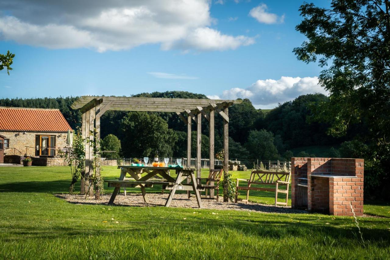 Rawcliffe House Farm Villa Pickering Esterno foto